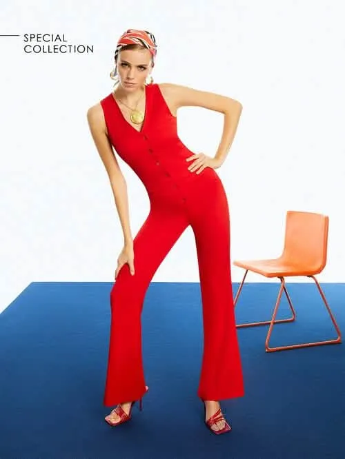 Chic Tailored Sleeveless Jumpsuit with Adjustable Waistband