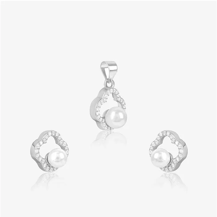 Intrigue Pendant Set