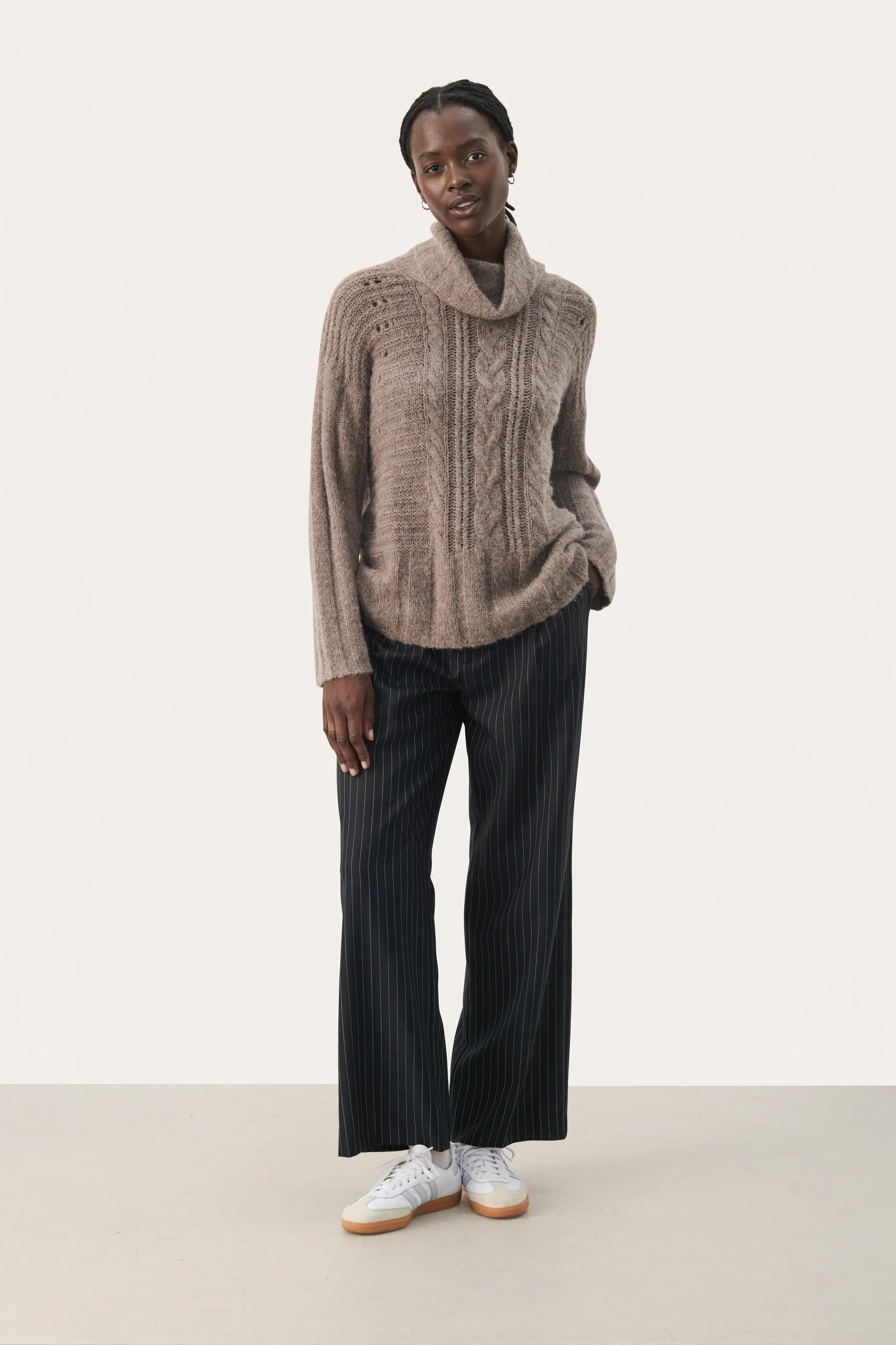 LaurikkePW PULLOVER