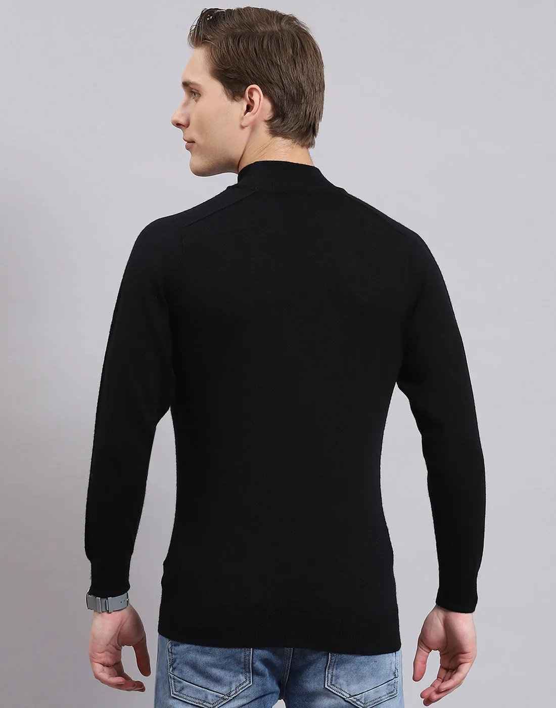 Men Black Solid T Neck Full Sleeve Sweater