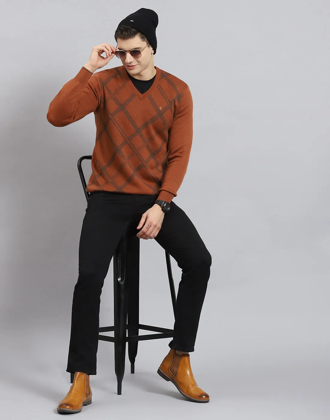 Men Rust Printed V Neck Full Sleeve Sweater
