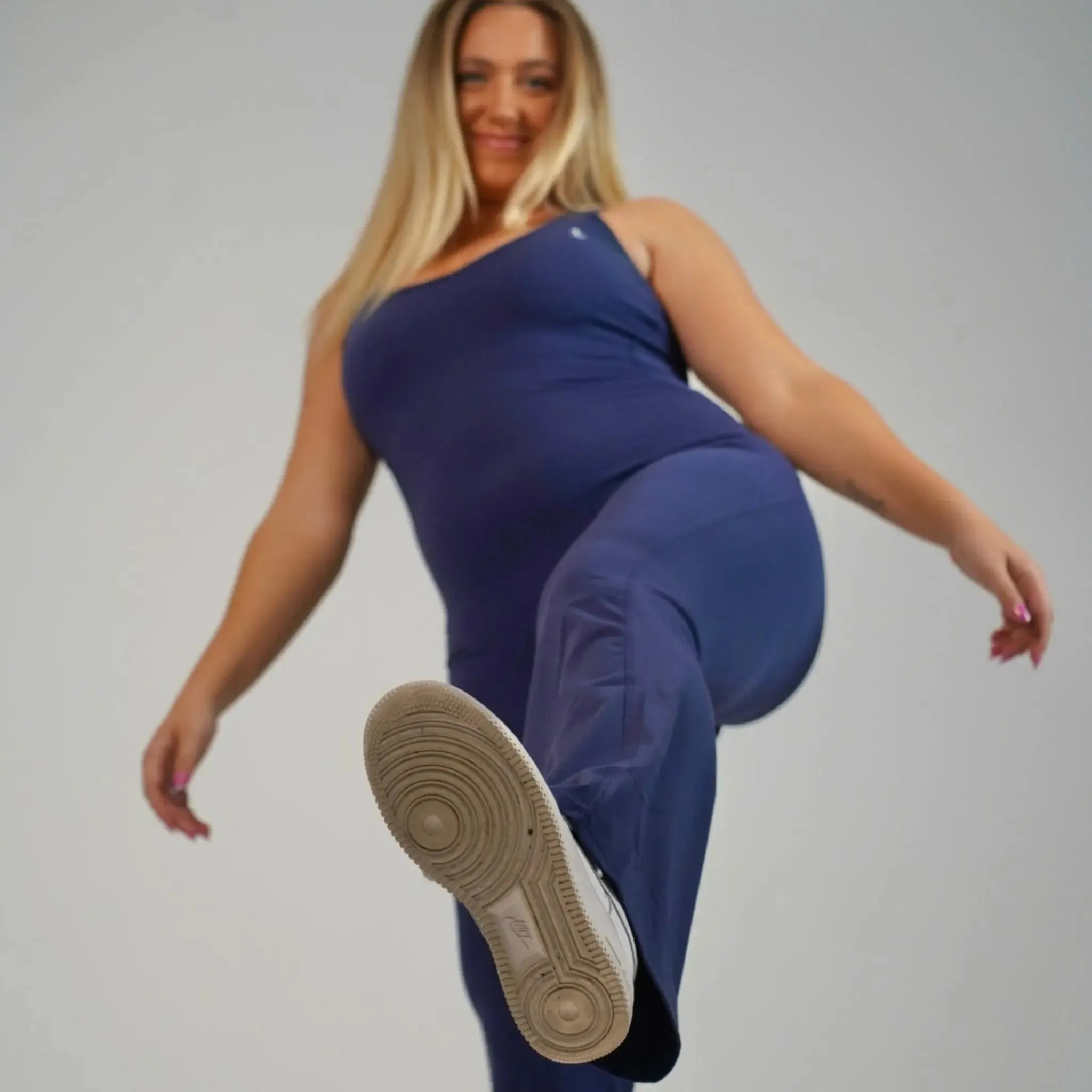 MOV3 FLARED JUMPSUIT - 30"