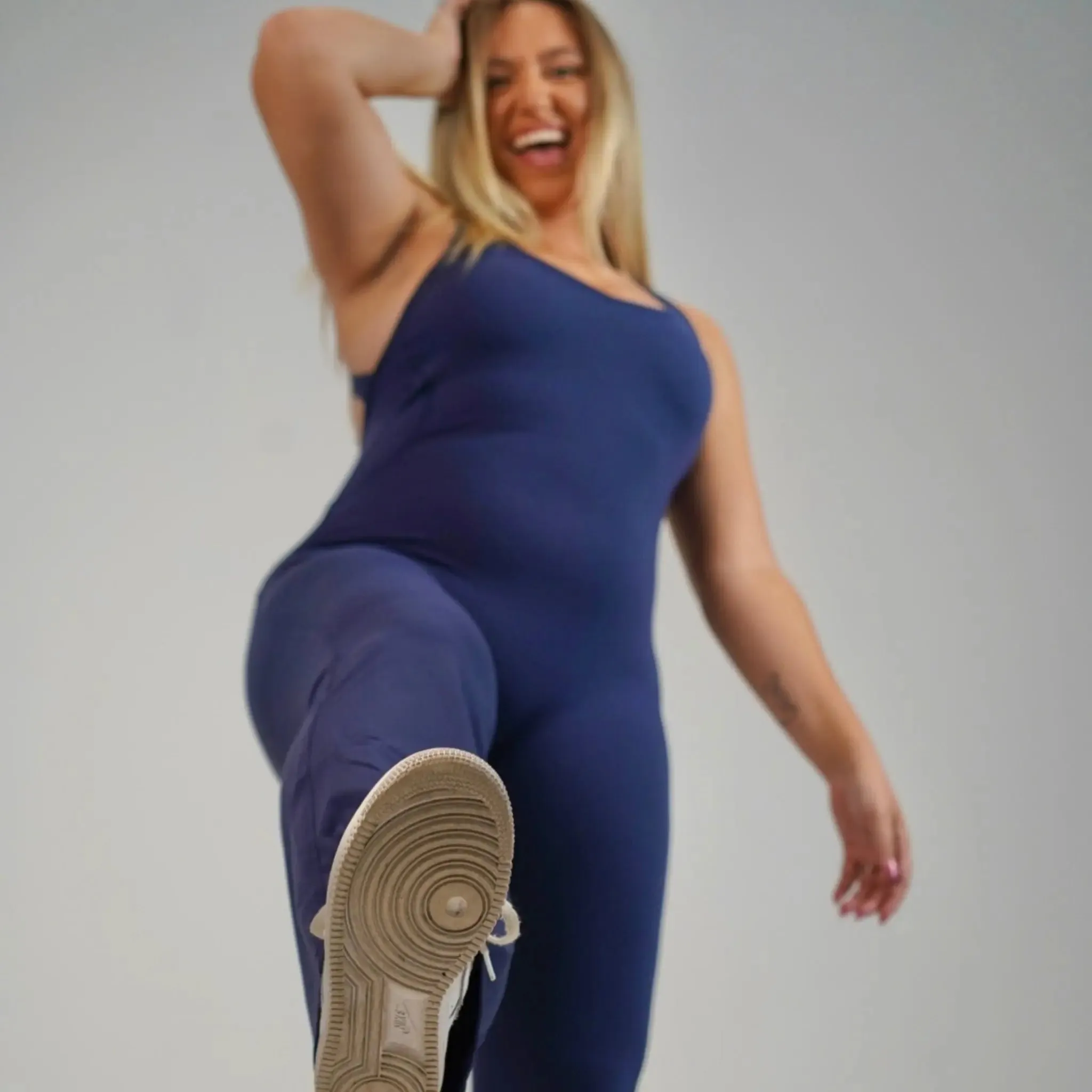 MOV3 FLARED JUMPSUIT - 30"