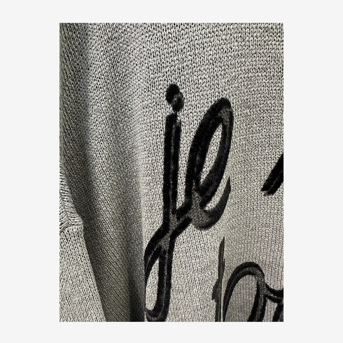 ROCK PRINT PULLOVER